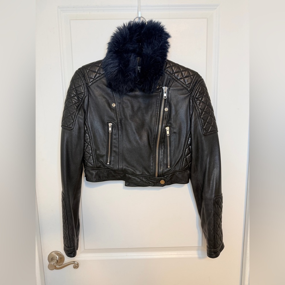 Elegant Black Leather Jacket with Navy Faux Fur Collar